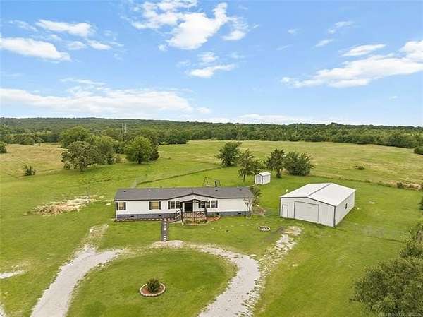 20 Acres of Recreational Land with Home for Sale in Ardmore, Oklahoma