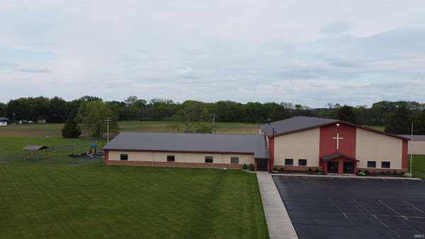 7 Acres of Improved Residential Land for Lease in Bluffton, Indiana