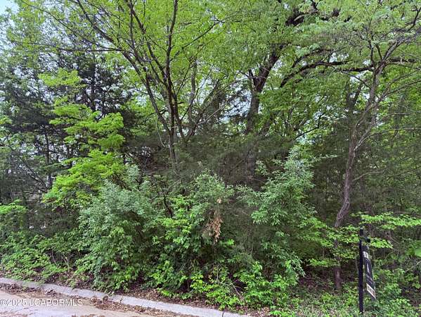 2.38 Acres of Residential Land for Sale in Jefferson City, Missouri