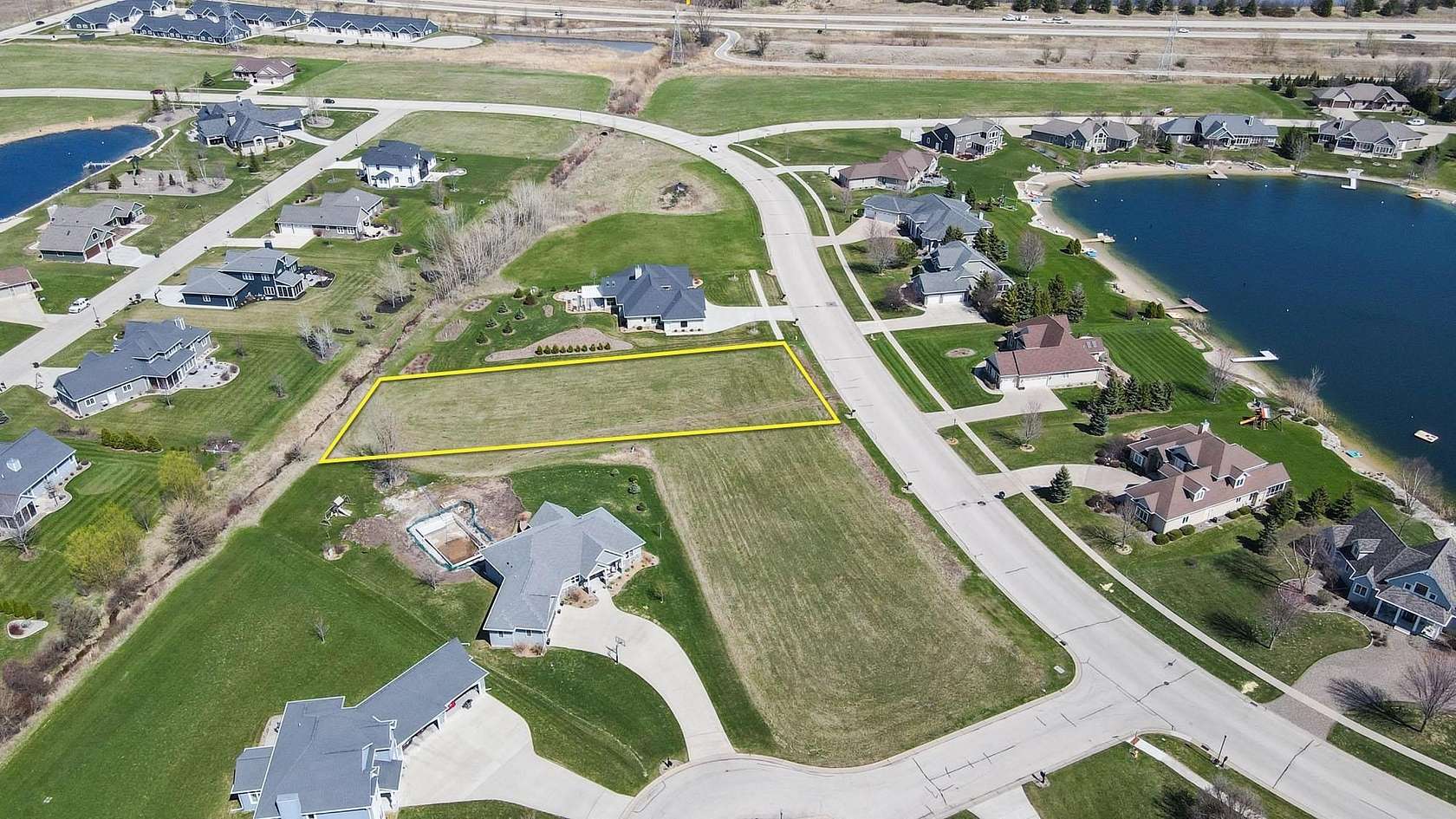 0.86 Acres of Residential Land for Sale in Fond du Lac, Wisconsin