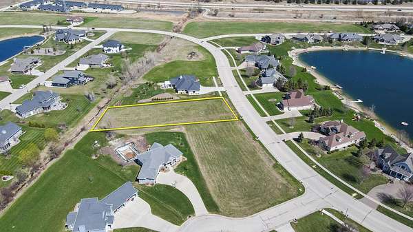 0.86 Acres of Residential Land for Sale in Fond du Lac, Wisconsin