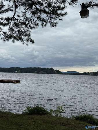 2.89 Acres of Residential Land with Home for Sale in Scottsboro, Alabama