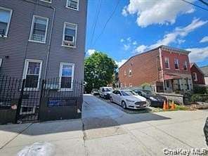 0.05 Acres of Residential Land for Sale in Brooklyn, New York