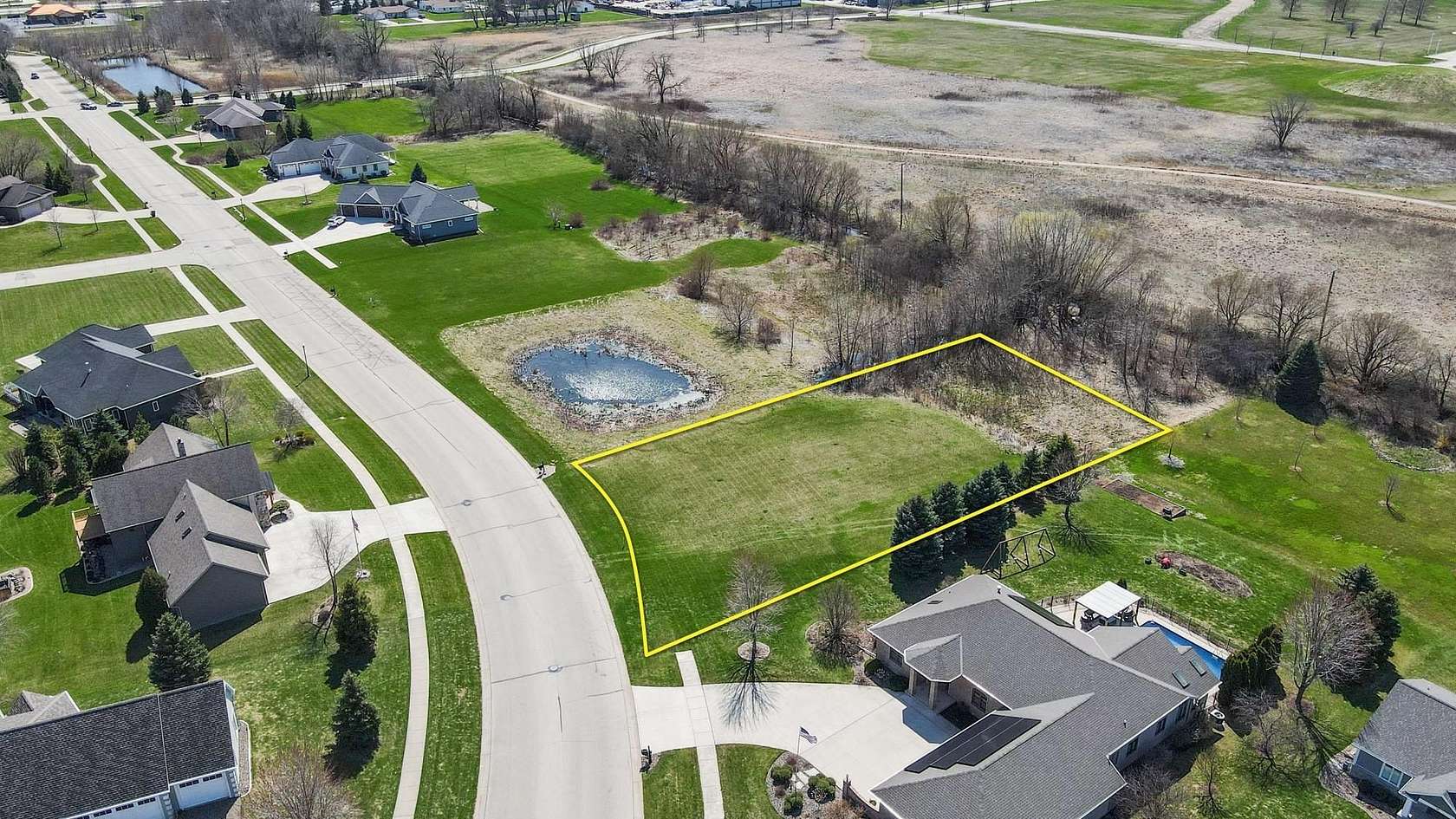 0.78 Acres of Residential Land for Sale in Fond du Lac, Wisconsin