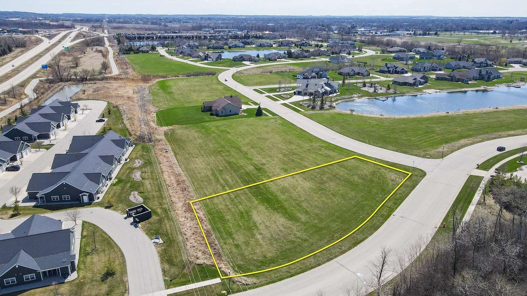 0.8 Acres of Residential Land for Sale in Fond du Lac, Wisconsin