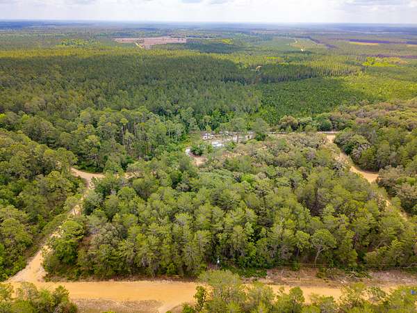 0.27 Acres of Residential Land for Sale in Interlachen, Florida