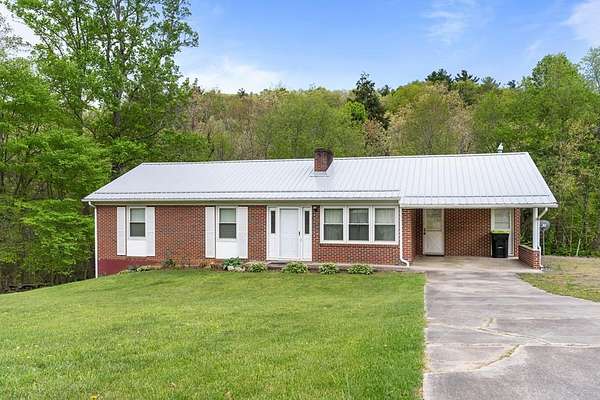 2.15 Acres of Residential Land with Home for Sale in Ivanhoe, Virginia
