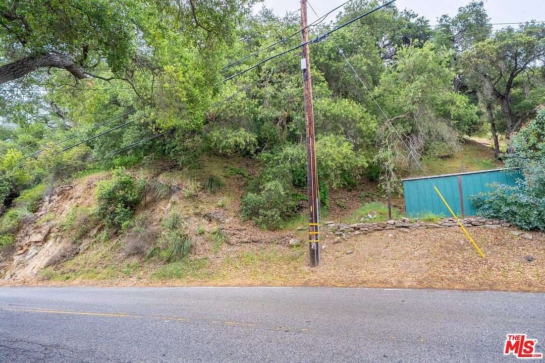 0.25 Acres of Land for Sale in Calabasas, California