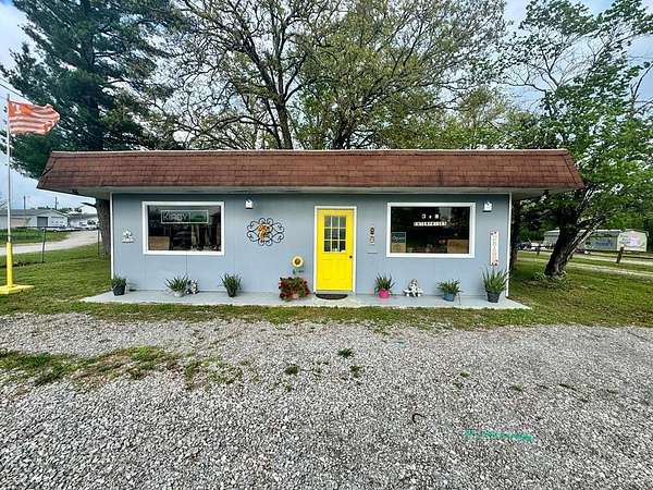 0.74 Acres of Commercial Land for Sale in Crossville, Tennessee