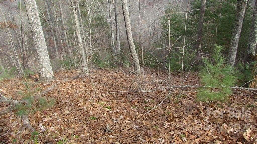 1.39 Acres of Residential Land for Sale in Burnsville, North Carolina
