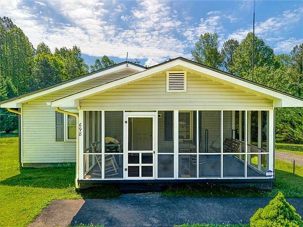 4.52 Acres of Residential Land with Home for Sale in Sunset, South Carolina