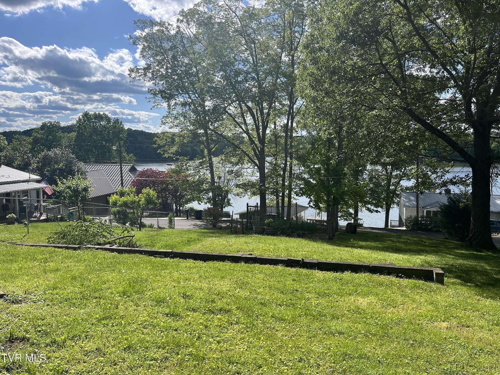 0.2 Acres of Residential Land for Sale in Piney Flats, Tennessee