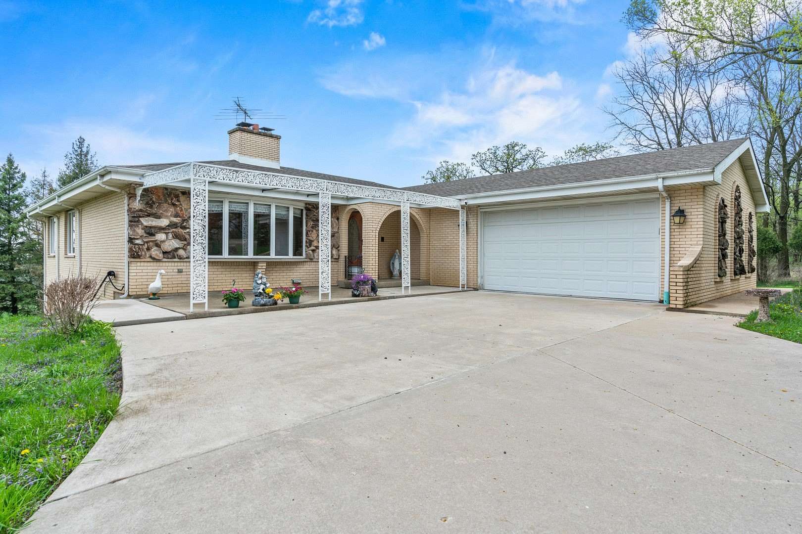 30.2 Acres of Land with Home for Sale in Wauconda, Illinois