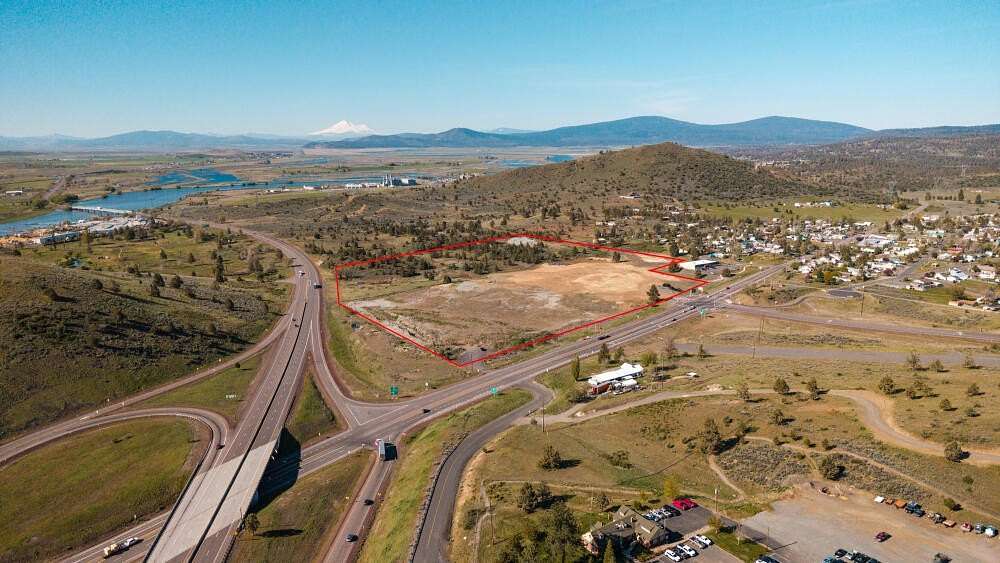 45.3 Acres of Commercial Land for Sale in Klamath Falls, Oregon