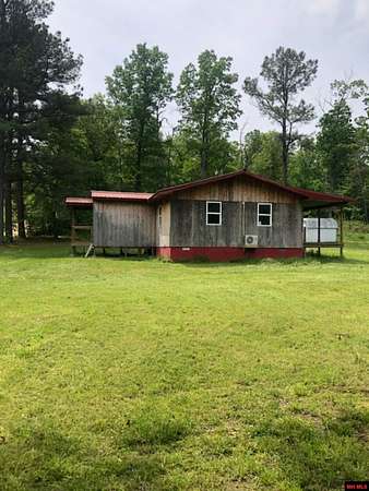5 Acres of Residential Land with Home for Sale in Salem, Arkansas
