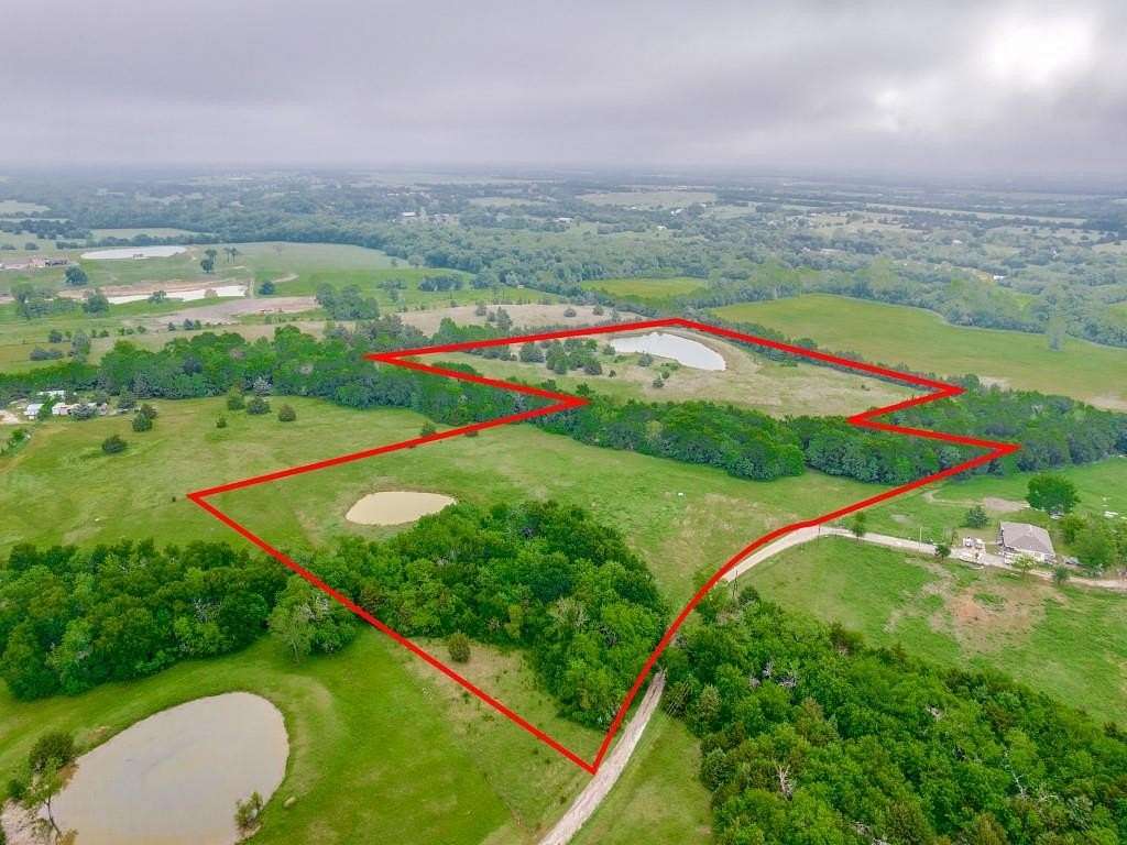16.9 Acres of Land for Sale in Blue Ridge, Texas