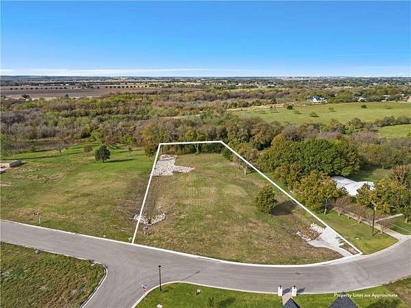 1.29 Acres of Residential Land for Sale in Robinson, Texas