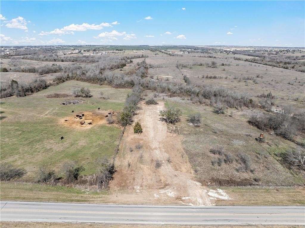 1.29 Acres of Residential Land for Sale in Lorena, Texas