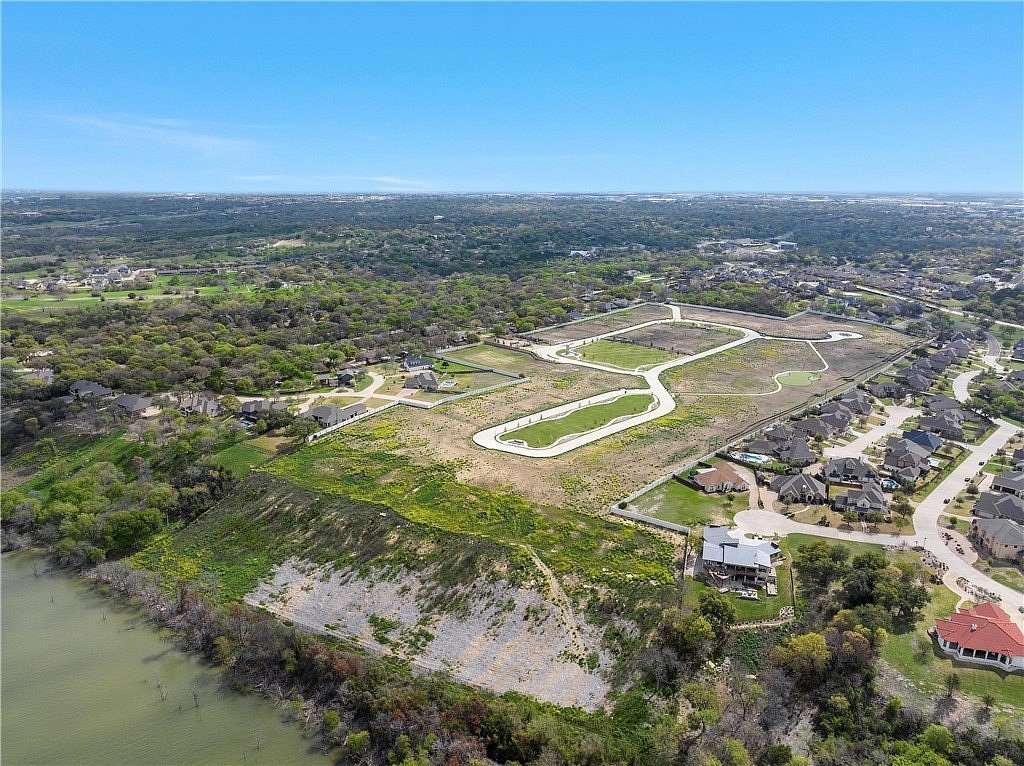 0.5 Acres of Residential Land for Sale in Woodway, Texas