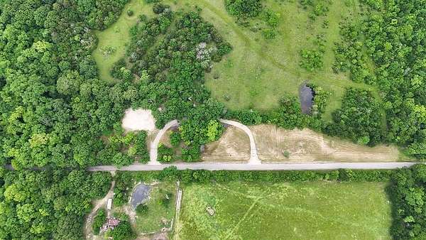 3 Acres of Residential Land for Sale in Celeste, Texas