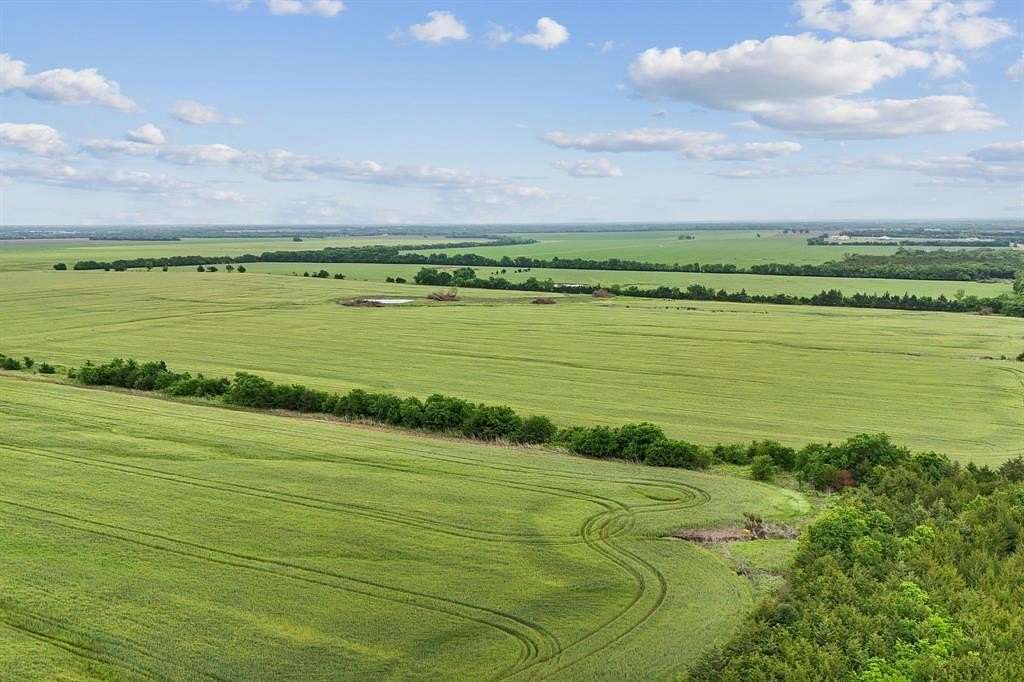 185 Acres of Recreational Land for Sale in Brookston, Texas