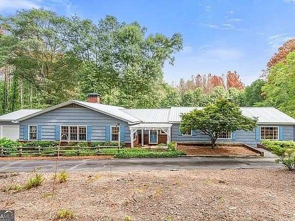 15.4 Acres of Land with Home for Sale in Cartersville, Georgia