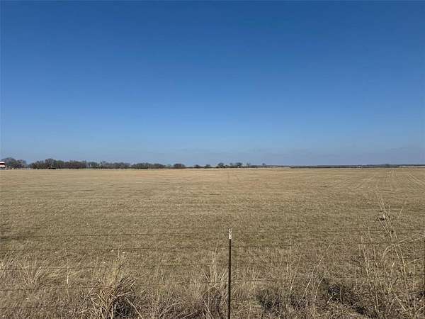 10 Acres of Land for Sale in Rio Vista, Texas