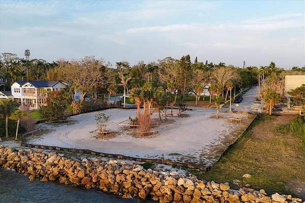 0.89 Acres of Residential Land for Sale in Sarasota, Florida