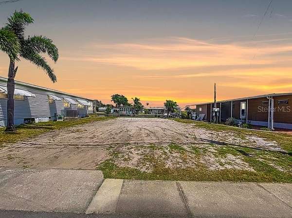 Land for Sale in Palm Harbor, Florida