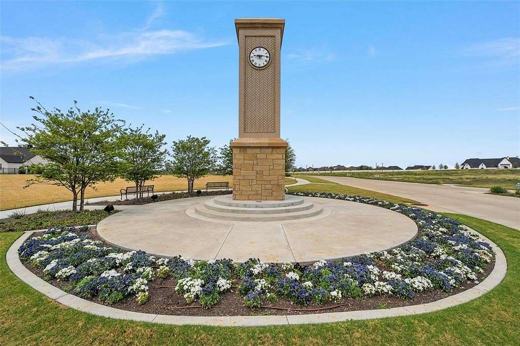 0.37 Acres of Residential Land for Sale in Woodway, Texas