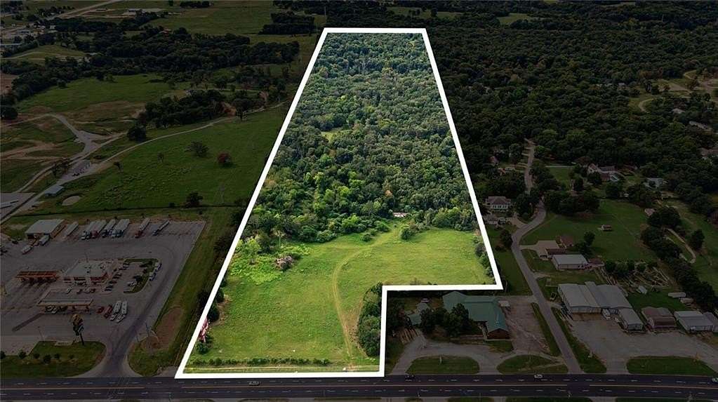10 Acres of Land for Sale in Colcord, Oklahoma