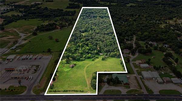 10 Acres of Land for Sale in Colcord, Oklahoma