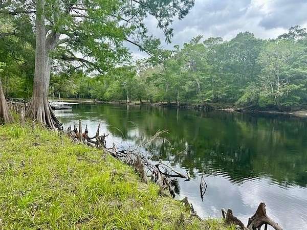 3.18 Acres of Residential Land for Sale in Branford, Florida