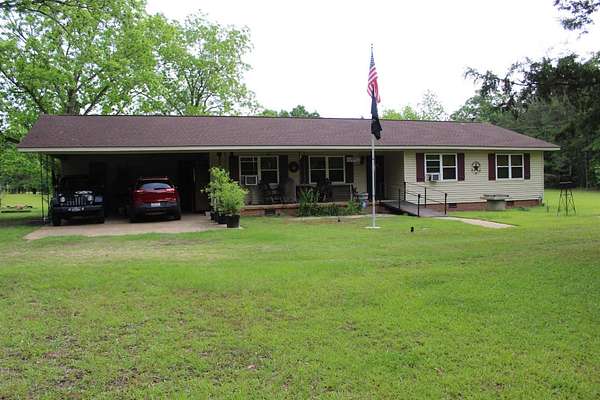 29 Acres of Land with Home for Sale in Honoraville, Alabama