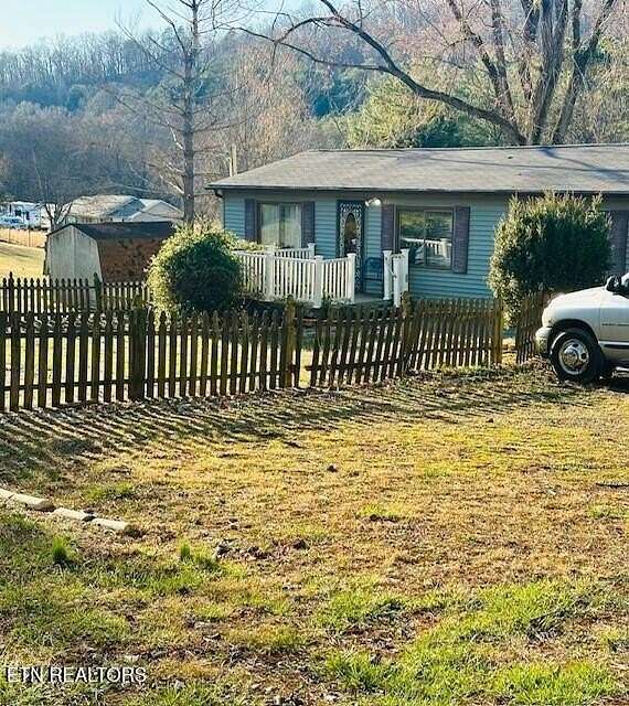 6 Acres of Residential Land with Home for Sale in Rockford, Tennessee
