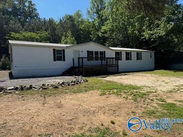 1.69 Acres of Residential Land with Home for Sale in Guntersville, Alabama