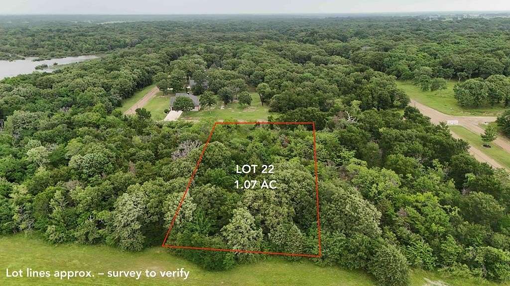 1 Acre of Residential Land for Sale in Mabank, Texas