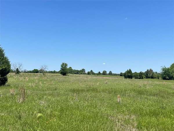 24 Acres of Agricultural Land with Home for Sale in Eustace, Texas