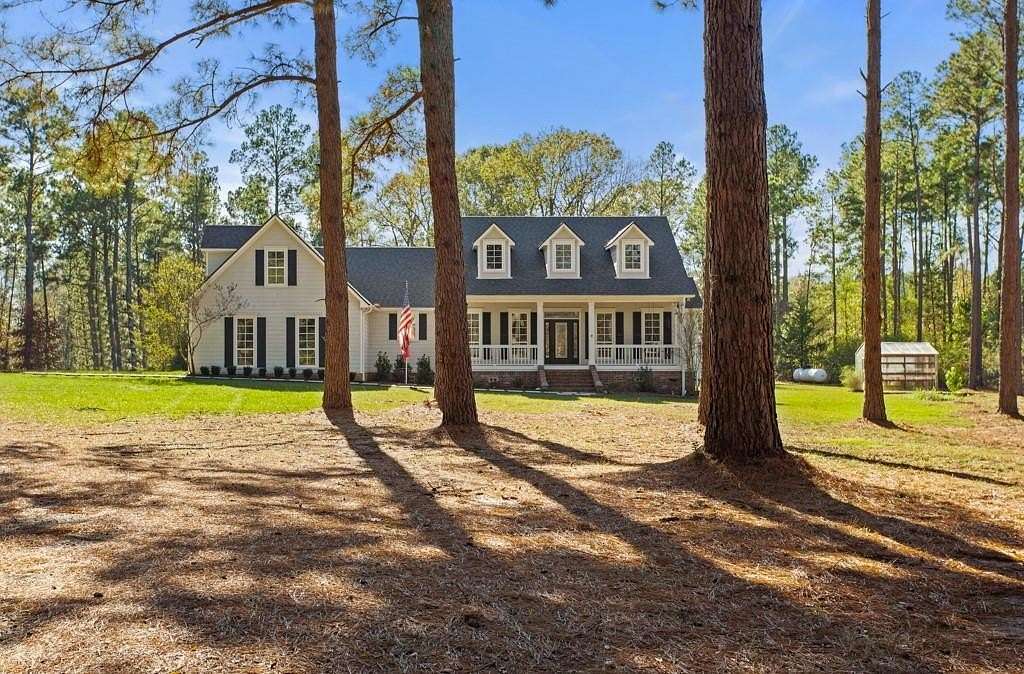 27 Acres of Recreational Land with Home for Sale in Arp, Texas