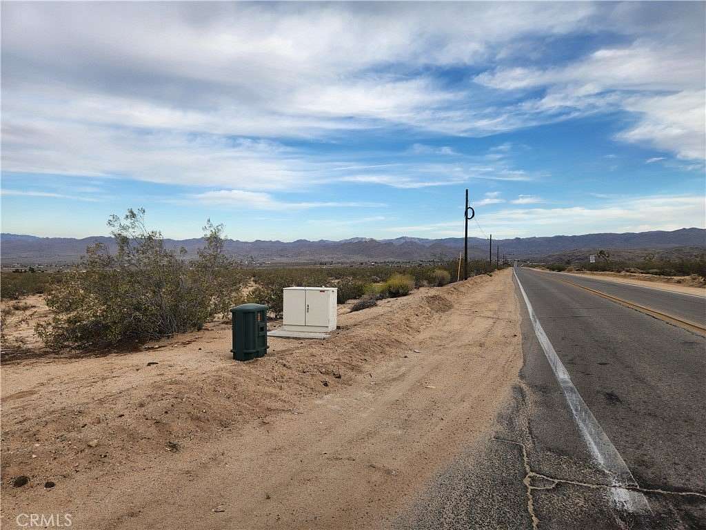 38.2 Acres of Land for Sale in Joshua Tree, California