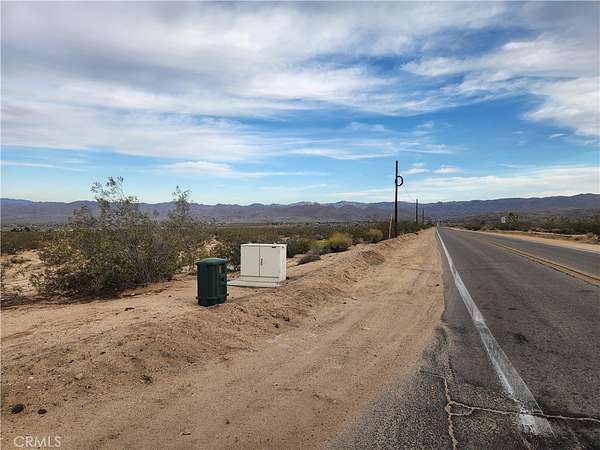 38.2 Acres of Land for Sale in Joshua Tree, California