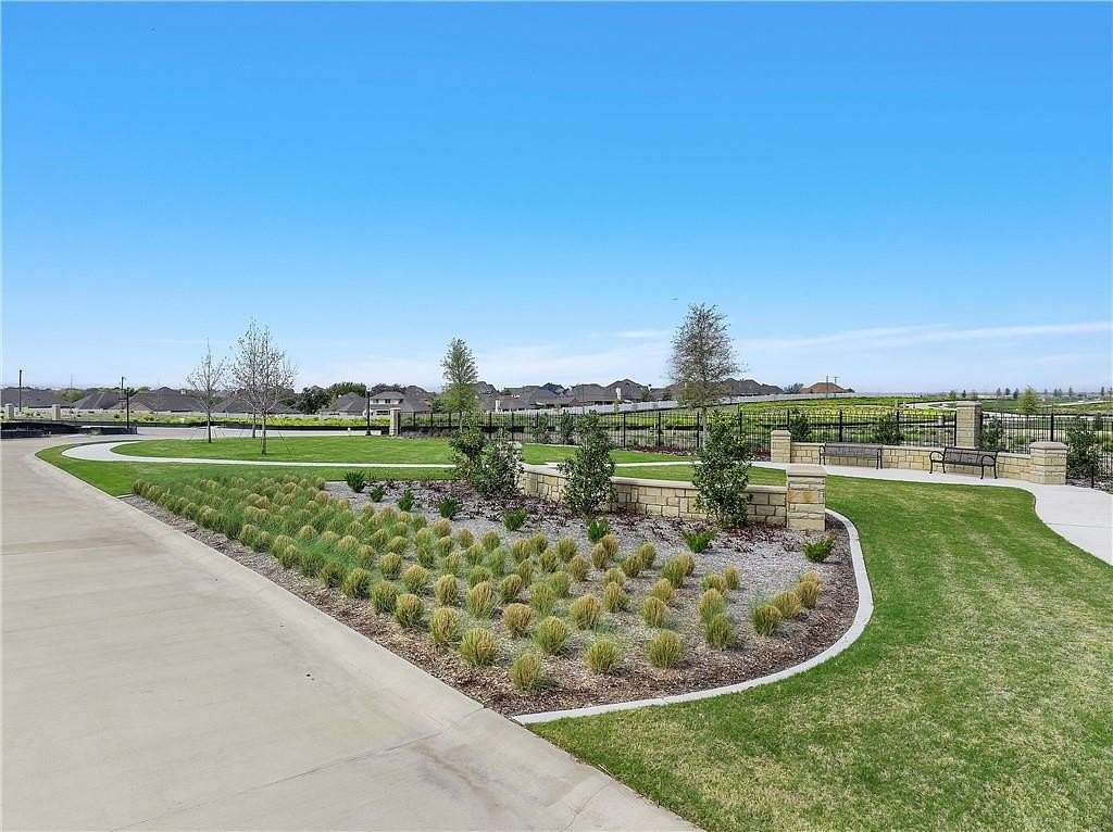 0.35 Acres of Residential Land for Sale in Woodway, Texas