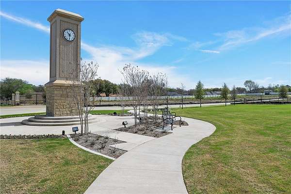 0.48 Acres of Residential Land for Sale in Woodway, Texas