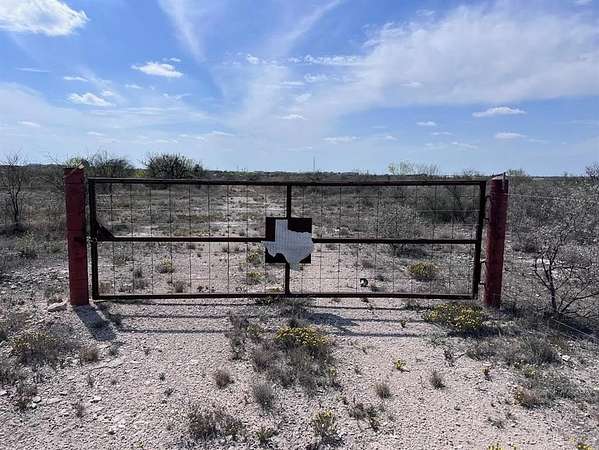 10.9 Acres of Land for Sale in Del Rio, Texas