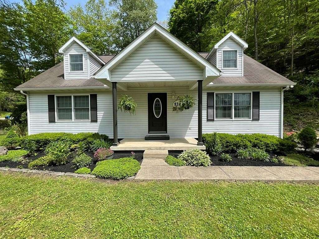 4.58 Acres of Residential Land with Home for Sale in Portsmouth, Ohio