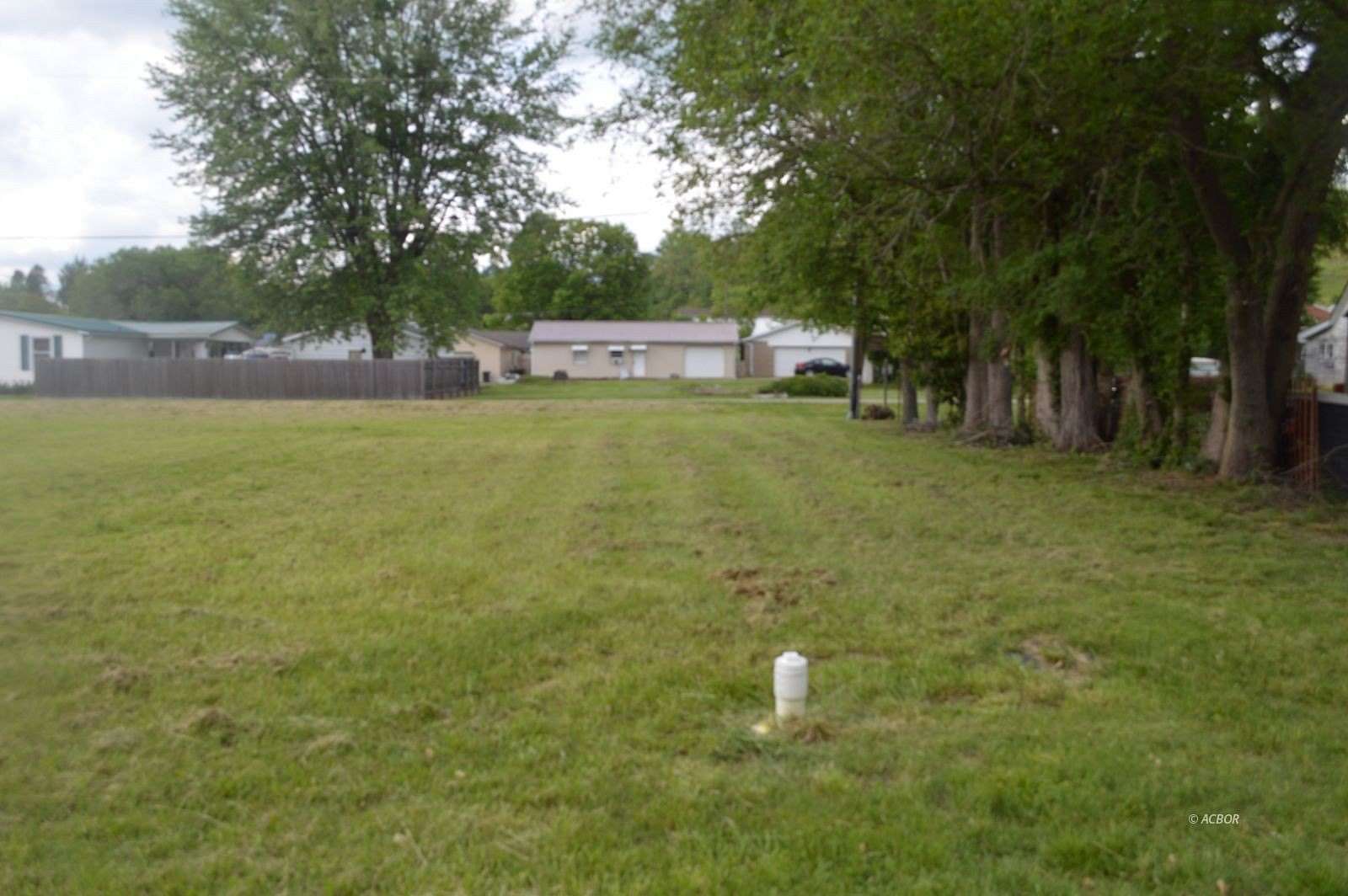 0.31 Acres of Residential Land for Sale in Syracuse, Ohio