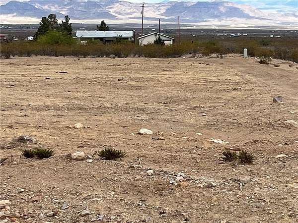 2.2 Acres of Land for Sale in Golden Valley, Arizona