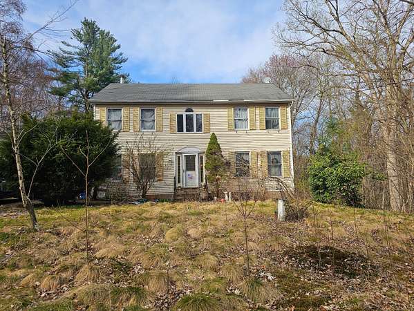4.72 Acres of Residential Land with Home for Sale in Hamden, Connecticut