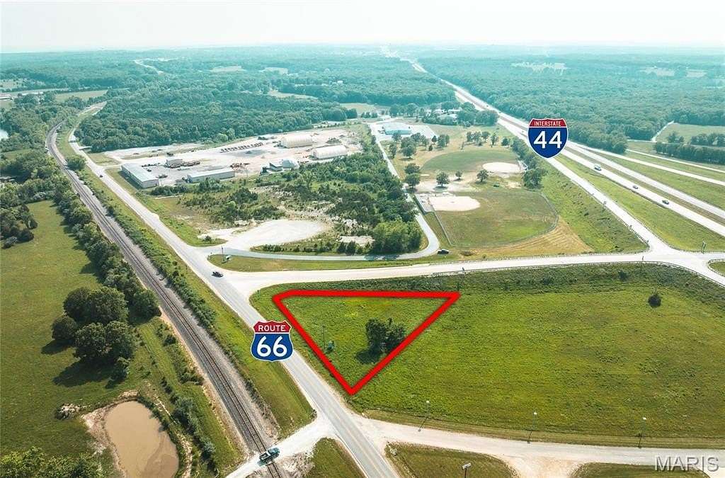 0.75 Acres of Mixed-Use Land for Sale in Leasburg, Missouri