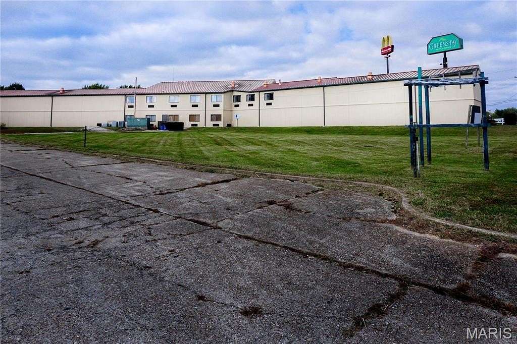 0.19 Acres of Commercial Land for Sale in St. James, Missouri